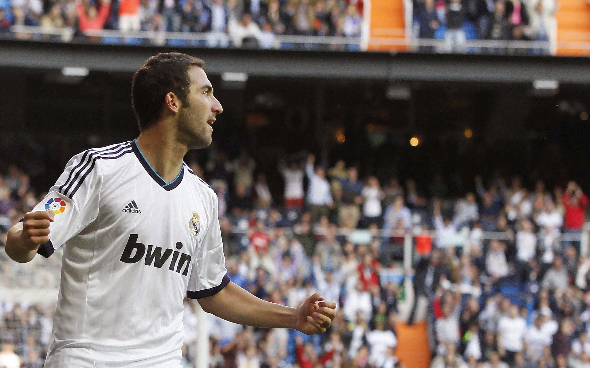 门迪完成自我救赎，智利生死战取胜哥伦比亚